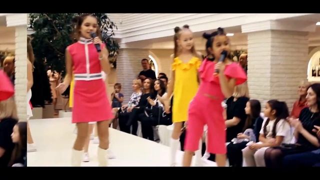 День семейной моды от студии "Маленькая леди" смотреть онлайн