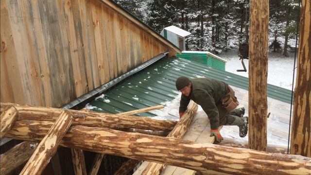 Building a log framed shed 9 Log framing the gable roof смотреть онлайн