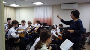 И. Тамарин "Старинный гобелен"  ( продолжение).