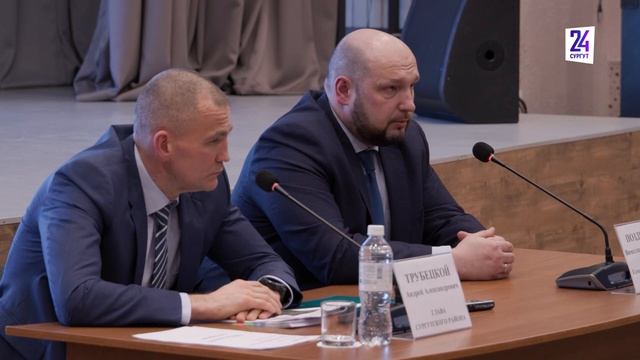 Ямочный или капитальный? По какому принципу решают как ремонтировать дороги в Сургутском районе? смотреть онлайн