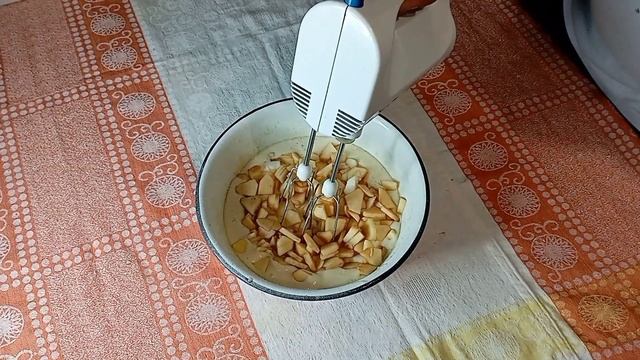 шарлотка по деревенски к чаю смотреть онлайн