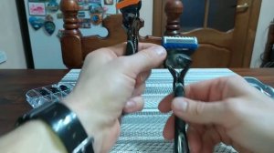 Gillette Fusion 5, комплект из станка и 4 лезвий