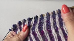 Вертикальные двухцветные полоски  😍 Не бриошь👌