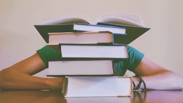 Ее дочь принесла огромную сумму денег и сказала, что заработала талантом. Поступок матери шокировал смотреть онлайн