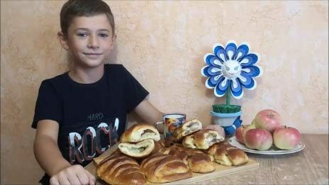 Булочки с ЯБЛОКАМИ + КОРИЦА и ГРУШЕЙ Булочки АССОРТИ Дрожжевая выпечка