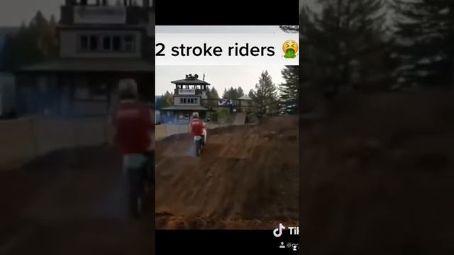 2 stroke VS 4 stroke riders. #dirtbike #2stroke