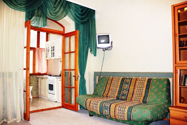 Квартира студия на набережной Ялты смотреть онлайн