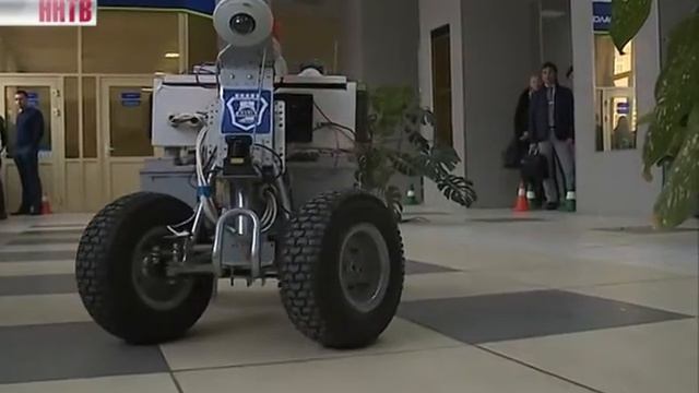Беспилотные автомобиль и квадроцикл