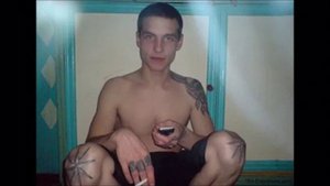 Как правильно ходить в туалет в тюремной хате1