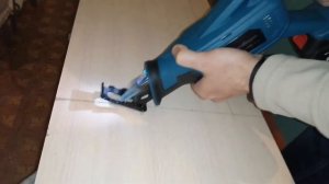 Сабельная пила аккумуляторная