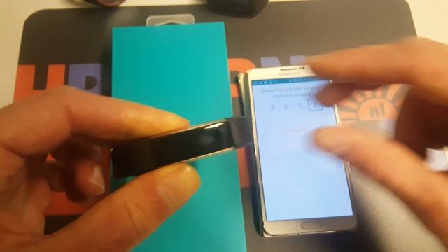 Fitbit Alta HR Setting up and Looks! смотреть онлайн