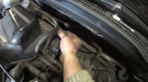 Снимаем крышку клапанов хонда CIVIC. D17a, D15b Remove the cover of Honda valves