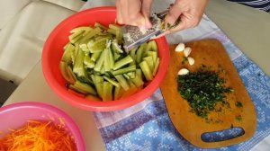САЛАТ ОГУРЦЫ ПО-КОРЕЙСКИ НА ЗИМУ С МОРКОВЬЮ. ОСТРАЯ ЗАКУСКА ИЗ ОГУРЦОВ