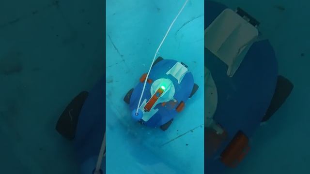 58482 Автономный робот для очистки бассейна AQUATRONIX смотреть онлайн