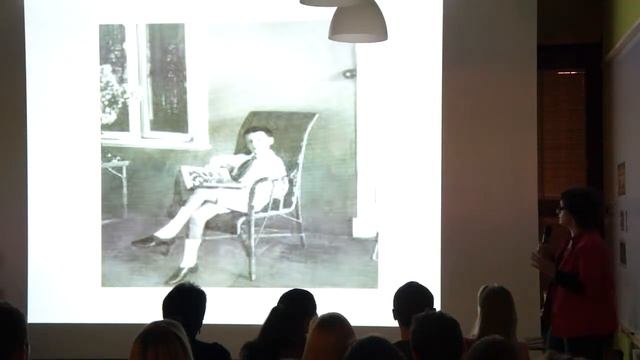 Английский с пеленок — миф тысячелетия | Pecha Kucha Live and Learn! | Марина Плужник-Гладырь