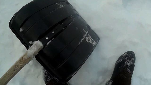 8 Марта. Сажаем снег в теплицу. смотреть онлайн