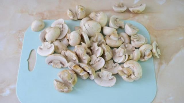 Жареные грибы с сыром