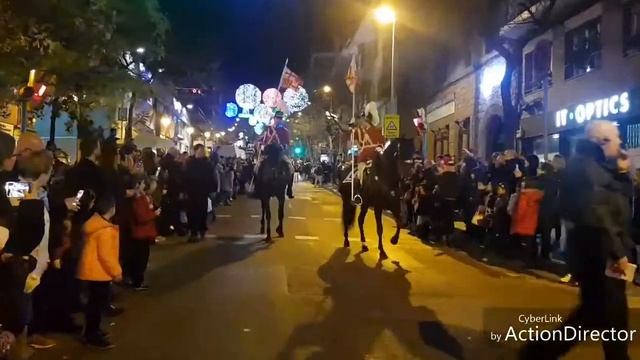 КАК В ИСПАНИИ ПРИХОДИТ ДЕД МОРОЗ смотреть онлайн