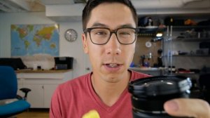 How to clean a lens