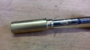 Как зависает прихватывает клапан в направляющей втулке ГБЦ How the valve hangs in the guide sleeve