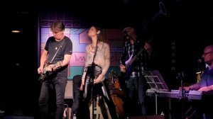 DARÏYA & Friends - Black Velvet