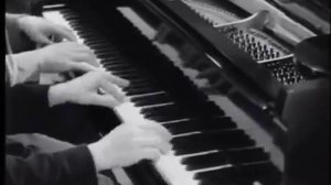 Прикольные пианисты.mp4