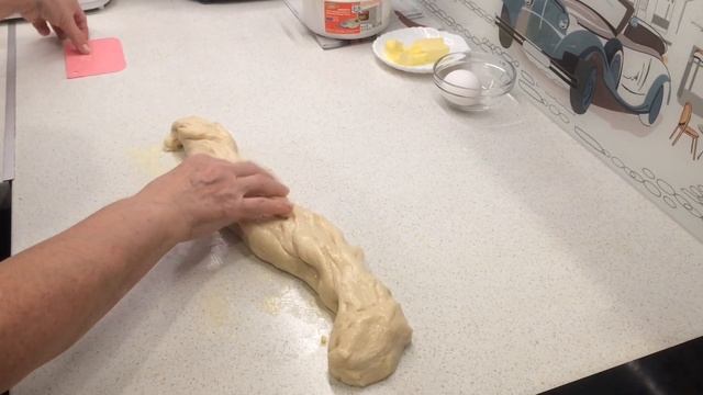 Сдобные булочки с яблочной начинкой смотреть онлайн