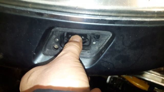 Замена форсунок омывателя фар смотреть онлайн