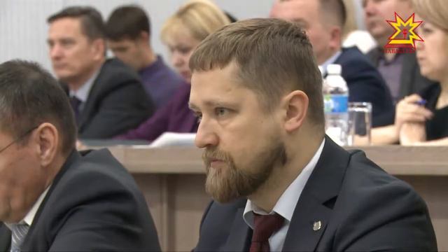 Глава Чувашии Михаил Игнатьев провел еженедельное совещание смотреть онлайн