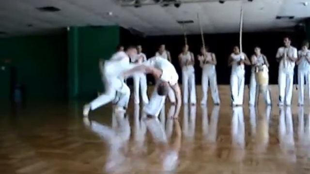 Capoeira Brasil - Włocławek - 30.09.2007r. www.Budo.54.pl смотреть онлайн