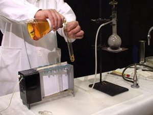 004 Взаимодействие этилена с бромной водой