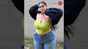 Lizzy Beauty American Plus Size Model Biography | Body Measurements, Net Worth | Curvy Fashion Mode
