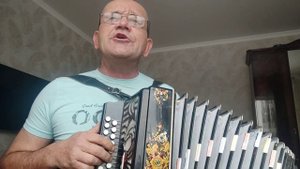 За тихой рекой- С. Трофимов под гармонь.mp4