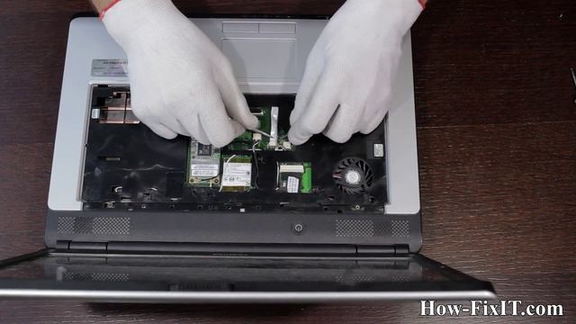 How to reassemble laptop Toshiba Satellite L300, L305 смотреть онлайн