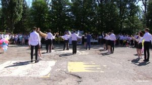 Школьный вальс Выпускной  школа №1 9 класс 15 06 2021-(1080p25).webm