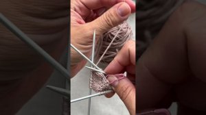 Видео для новичков! Провязывание изнаночных.