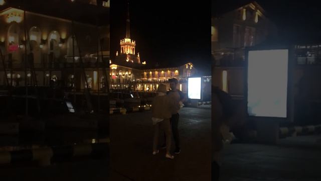 Случайный танец в воскресный вечер смотреть онлайн