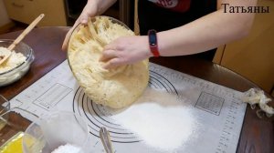 Невероятно Вкусные Сдобные Булочки в Сметанной Заливке / Рецепт дрожжевых булочек с творогом