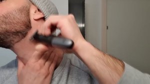 Philips OneBlade VS Braun XT5 : Quel rasoir hybride choisir pour la barbe et le corps ?