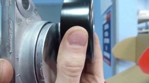 люфт нового ролика натяжителя ремня