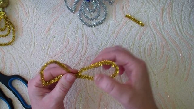 Ангел из мишуры. Как сделать ангелочка своими руками