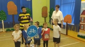 Выступление агитбригады по ПДД в старшей группе. Правила дорожного движения.