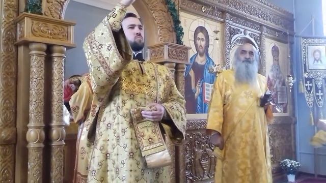 Верую. Отец Илиодор. Литургия с отцом Илием в духовной семинарии