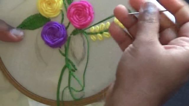 Hand Embroidery - Roses With Woven Wheel Stitch - Spider Web Stitch For Beginners смотреть онлайн