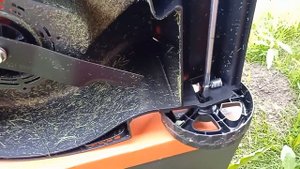 Газонокосилка Ferm LMM1013