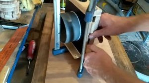 Система стружкоудаления в столярной мастерской часть 4.Шибер, задвижка из фанеры своими руками.