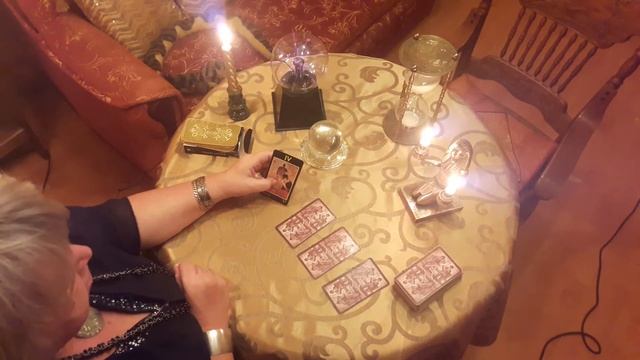 ОНЛАЙН ГАДАНИЕ ЕСТЬ ЛИ У НЕГО ЛЮБОВНИЦА смотреть онлайн