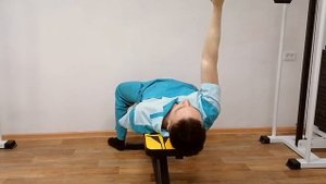 Торчит ОДНА лопатка. Комплекс упражнений ЛФК против крыловидных лопаток