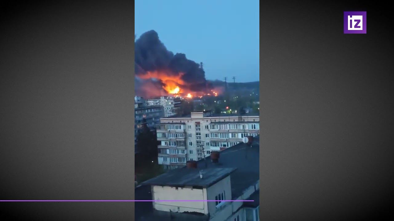 После удара ВКС России мощный пожар охватил Трипольскую ТЭС в Киевской области смотреть онлайн