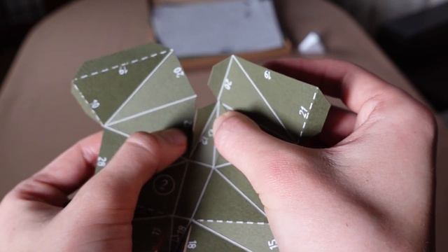 Собираю своими руками 3D модель "ДИНОЗАВР ТОПС (васаби)" ? Оригами Paperraz смотреть онлайн